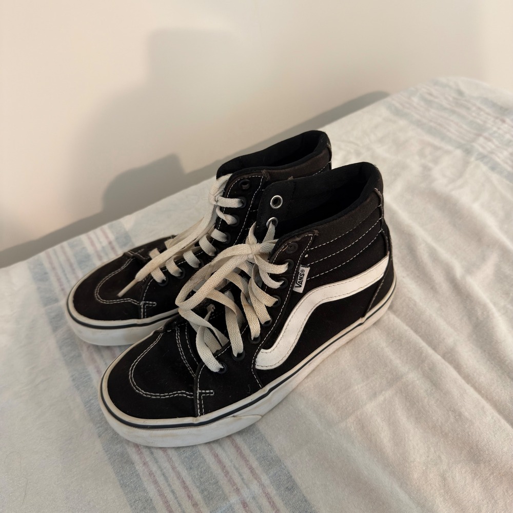 Vans Sk8-Hi High Top Sneakers Black White Women 6.5 Suede Canvas Skate Shoes